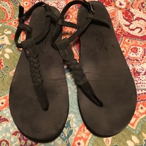 Rainbows t-street center braid sandals